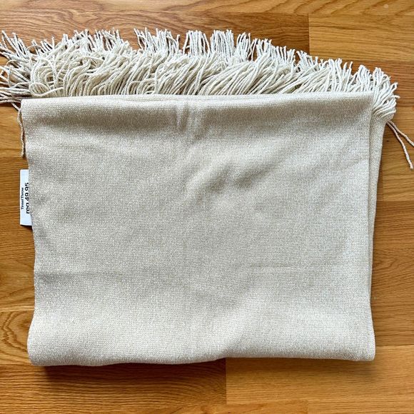 Crate  & Barrel Cream/Gold Tinsel Throw New - Picture 1 of 3